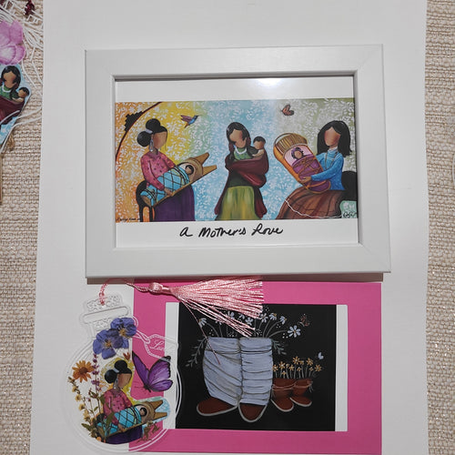 A Mother's Love set