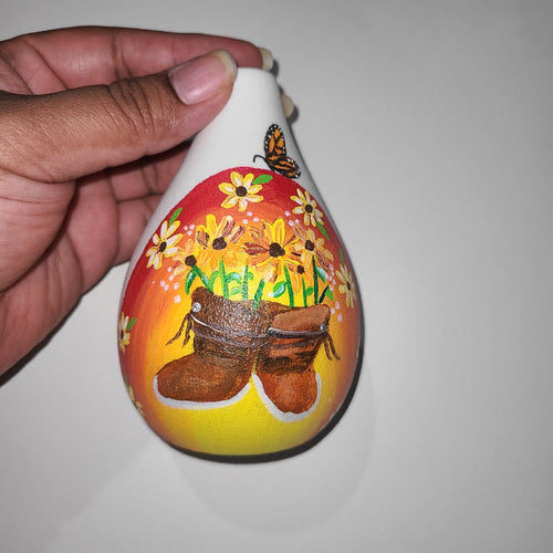Moccasin vase