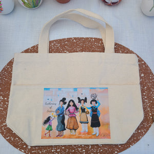 Gathering of Sisters small Tote bag