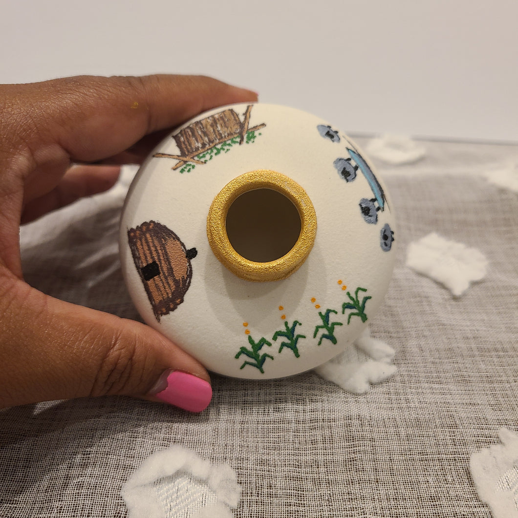 Storyteller mini ceramic vase II